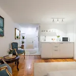 Apartments & Rooms Carera 6